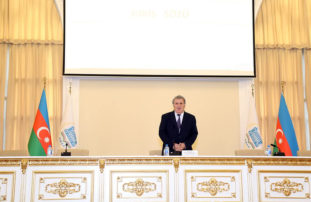 AMEA-nın Rəyasət Heyətinin növbəti iclası keçirilib