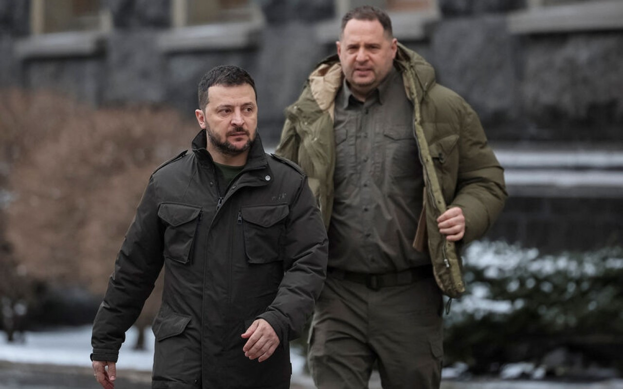 Yermak vəzifədən getsə də, Zelenski ilə əlaqəni saxlayır