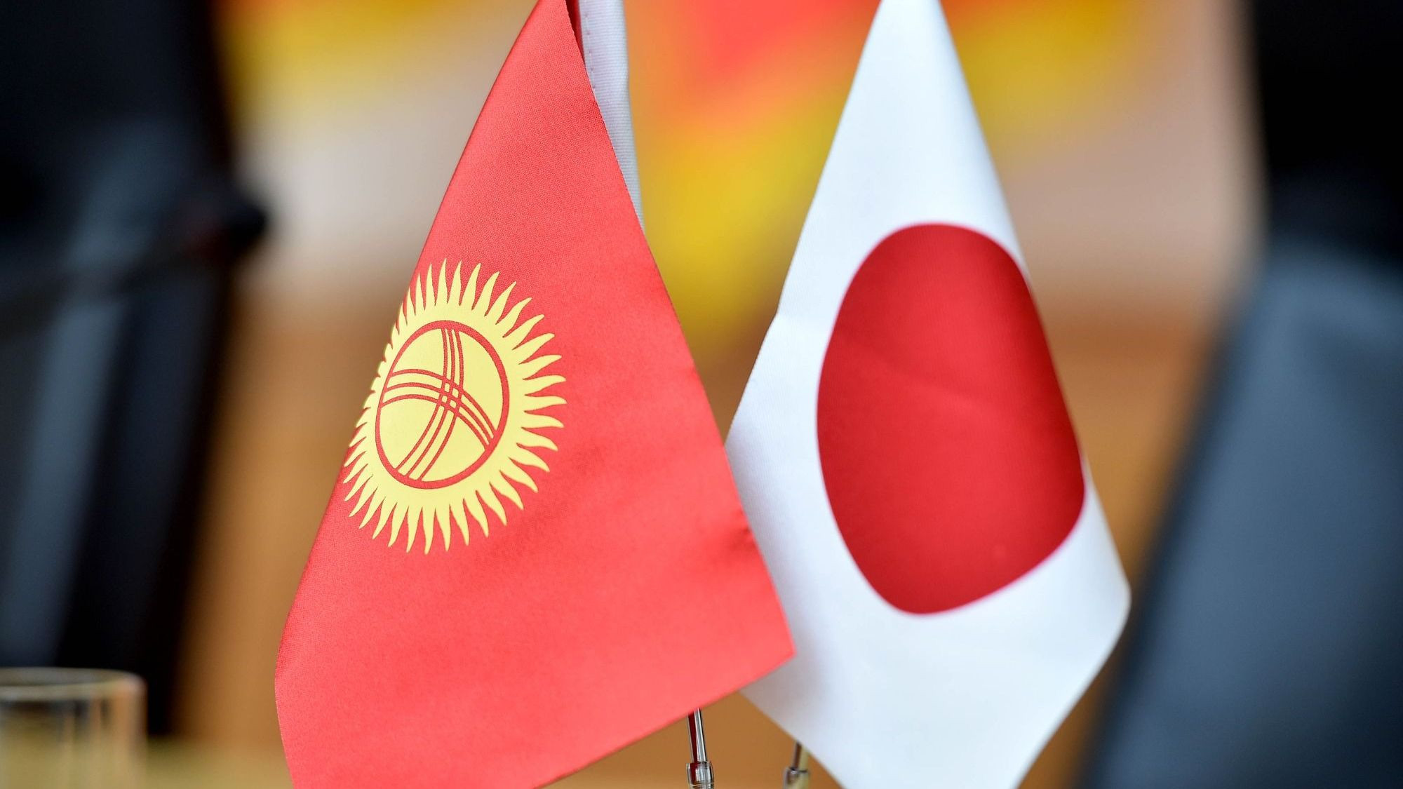 Qırğızıstan və Yaponiya əməkdaşlıq sənədləri imzalayıb