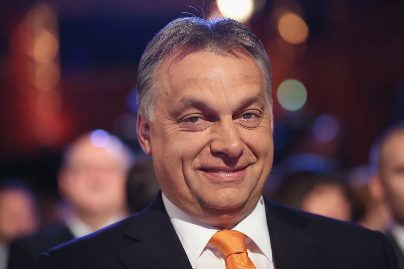 Orban Avropa liderləri ilə bağlı ironik video paylaşıb