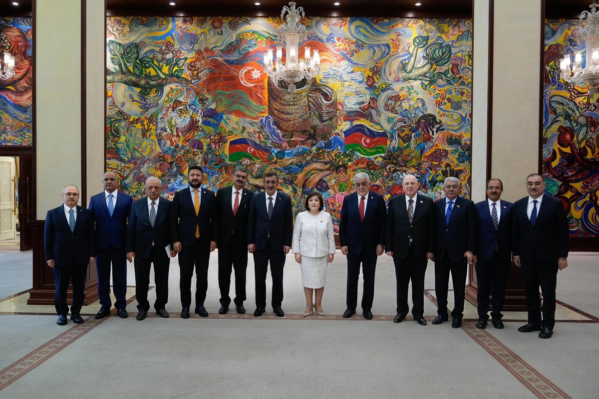 Cevdet Yılmaz Sahibə Qafarova ilə ikitərəfli və parlamentlərarası əlaqələri müzakirə edib