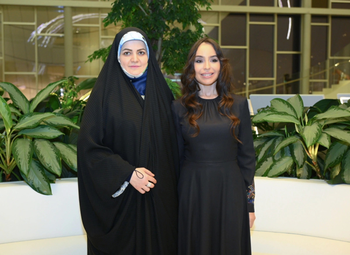 Leyla Əliyeva Zəhra Pezeşkianla görüşüb