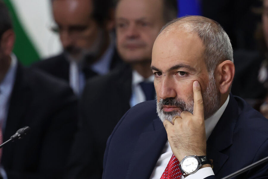 Ermənistan Rusiyadan asılı olmayaraq dəmir yollarını bərpa etməyə hazır olduğunu açıqlayıb