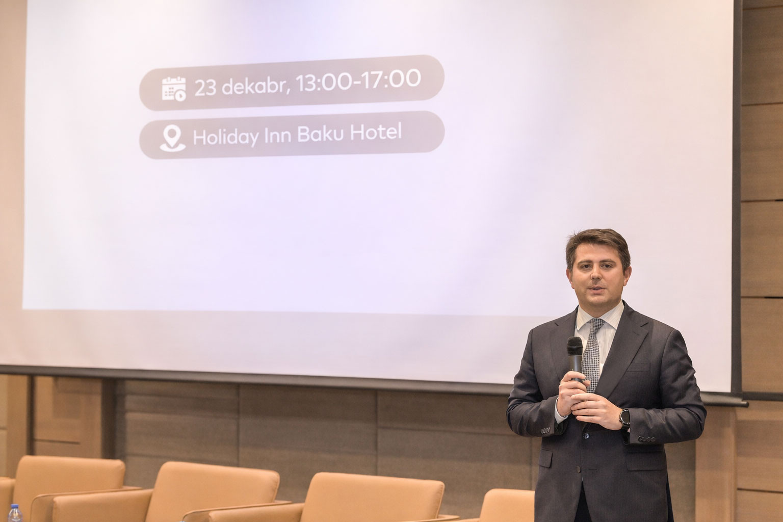 Elm və Təhsil Nazirliyində bloger və influenserlərlə açıq dialoq formatında görüş keçirilib