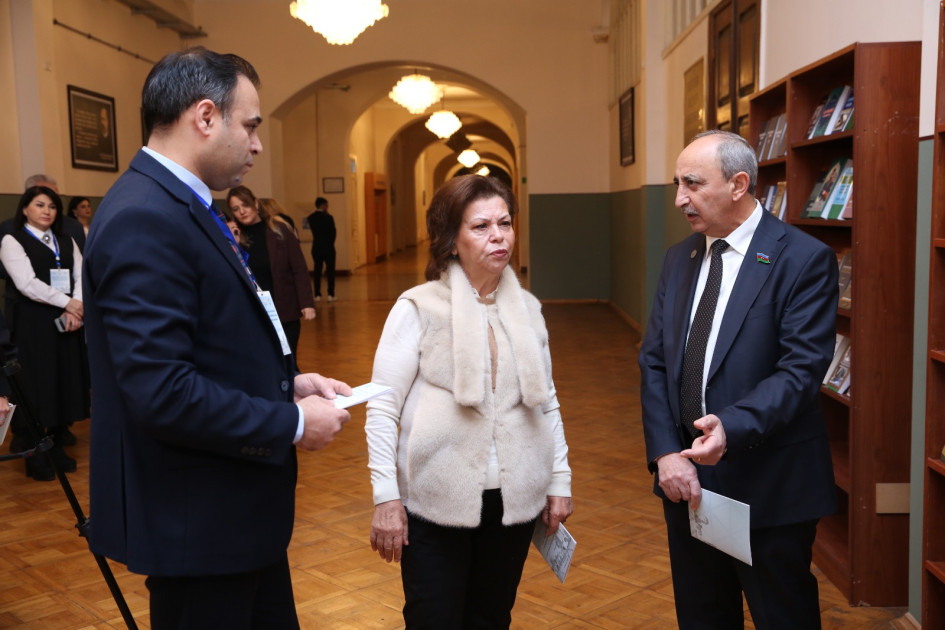 ETX və MSİM universitetlərdə süni intellektin istifadəsinə dair maarifləndirici görüşlərə başlayıb