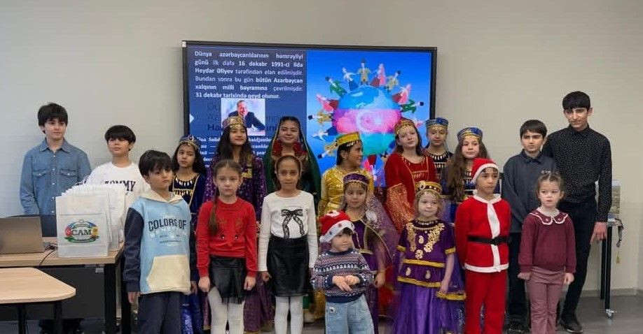 Kişineudakı balaca soydaşlarımızın Həmrəylik Günü sevinci