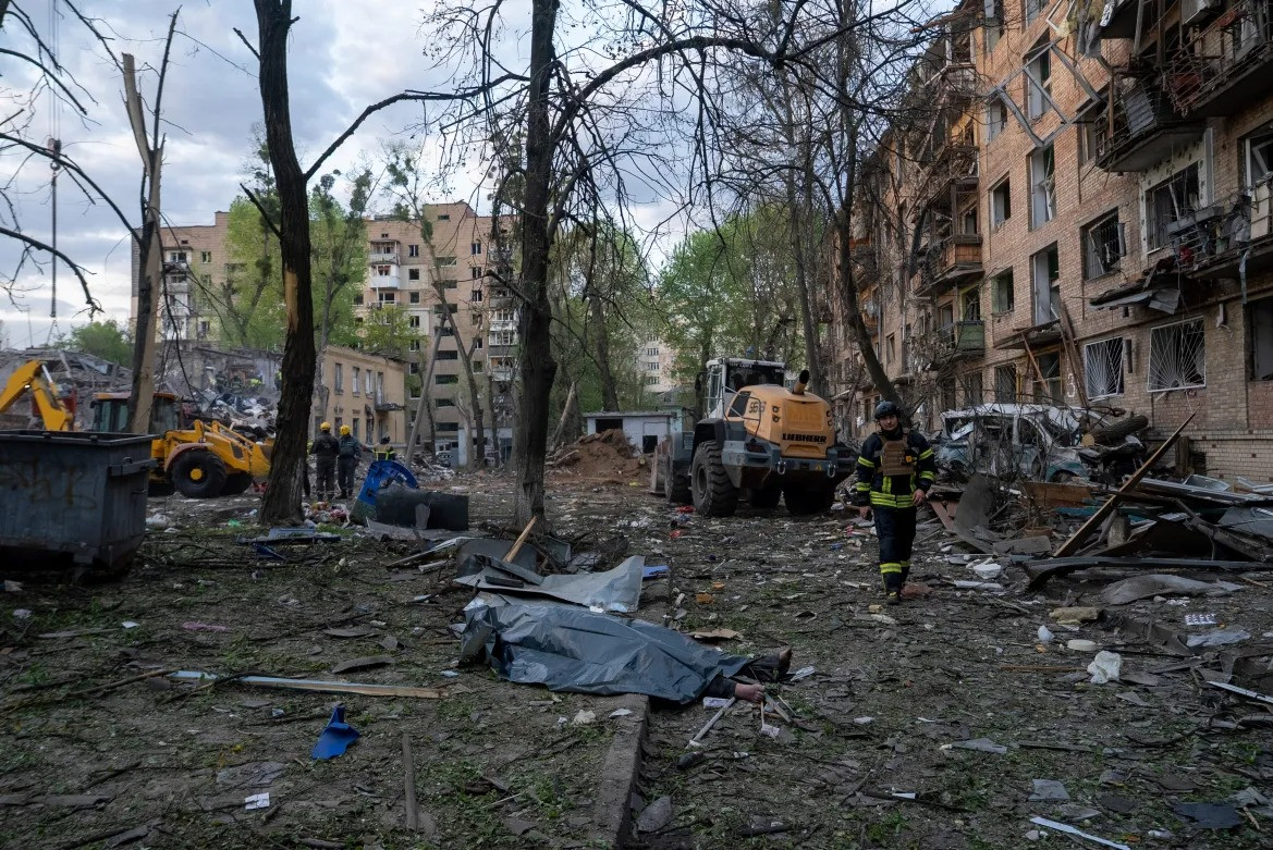 Kiyev üzərində hava hücumları qeydə alınıb