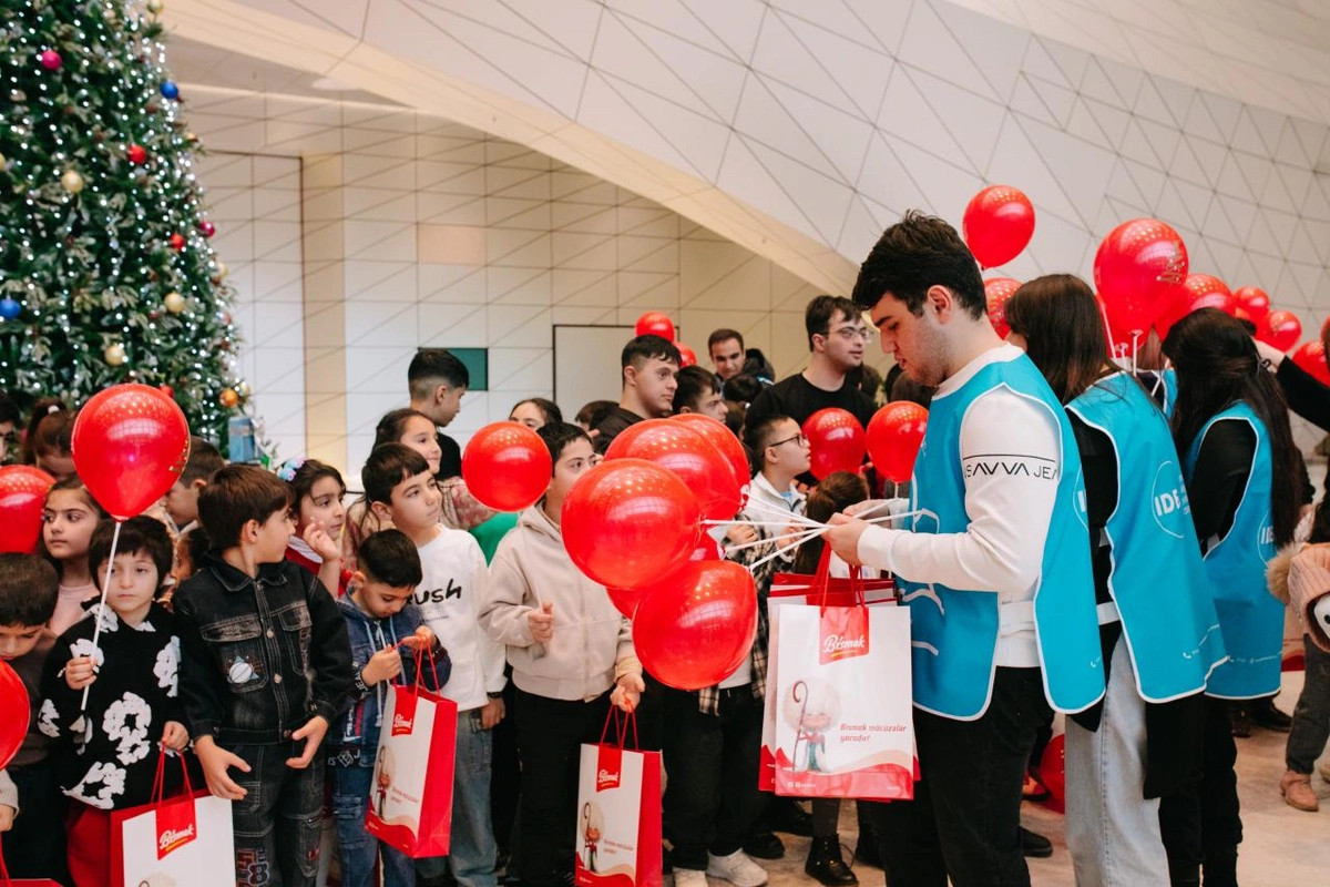 Leyla Əliyevanın təşəbbüsü ilə xüsusi qayğıya ehtiyacı olan uşaqlar üçün "Cırtdan Meqa Şousu" təşkil olunub