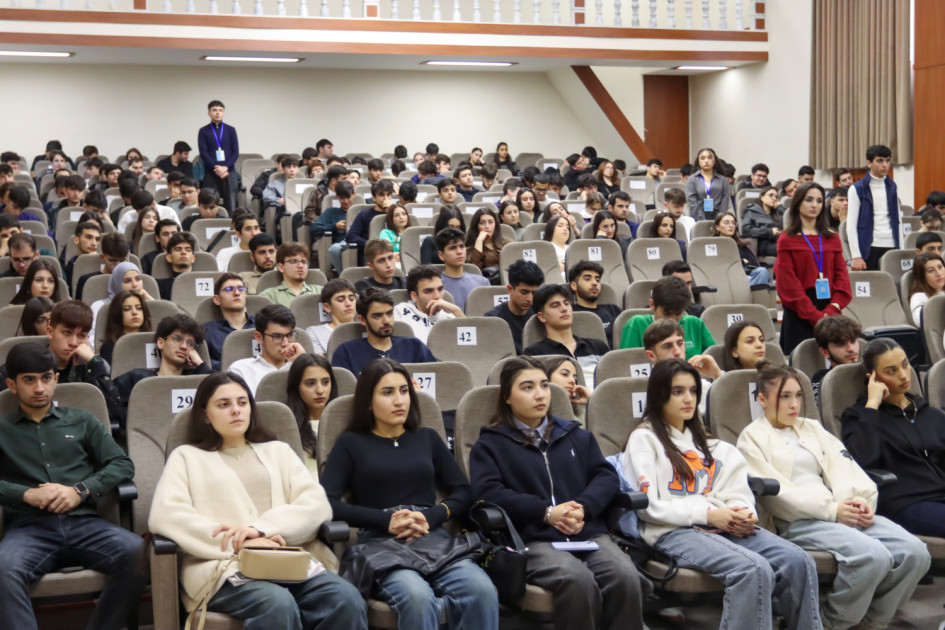 XRİTDX ali təhsil müəssisələrində tələbələr üçün ustad dərsləri keçirib