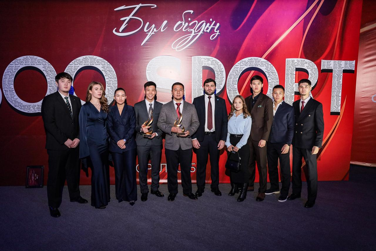 Adı qaliblər sırasında çəkilən azərbaycanlı