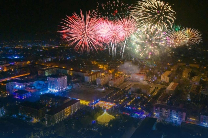 Naxçıvanda Dünya Azərbaycanlılarının Həmrəyliyi Günü və Yeni il münasibətilə atəşfəşanlıq olacaq