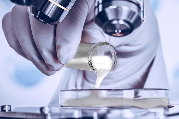 Azərbaycan yapışdırıcı maddələrin istehsalını 28 %-ə yaxın artırıb