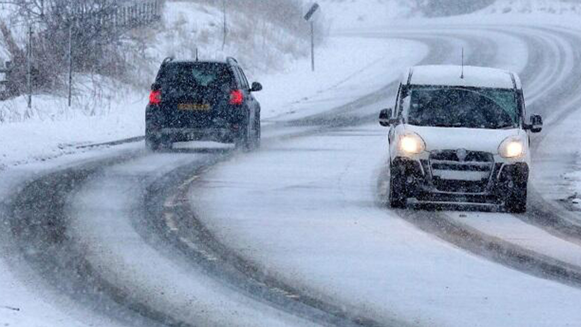 Rayonlara qar yağır -