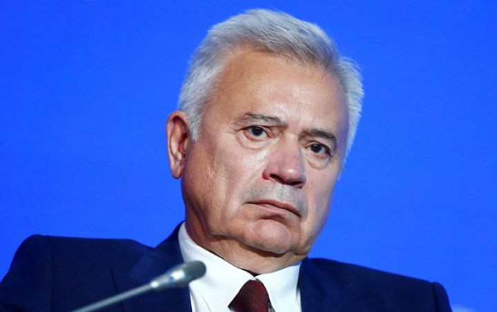 “Lukoyl”un sahibi Rusiyanın ən varlı iş adamları reytinqində bir pillə geriləyib
