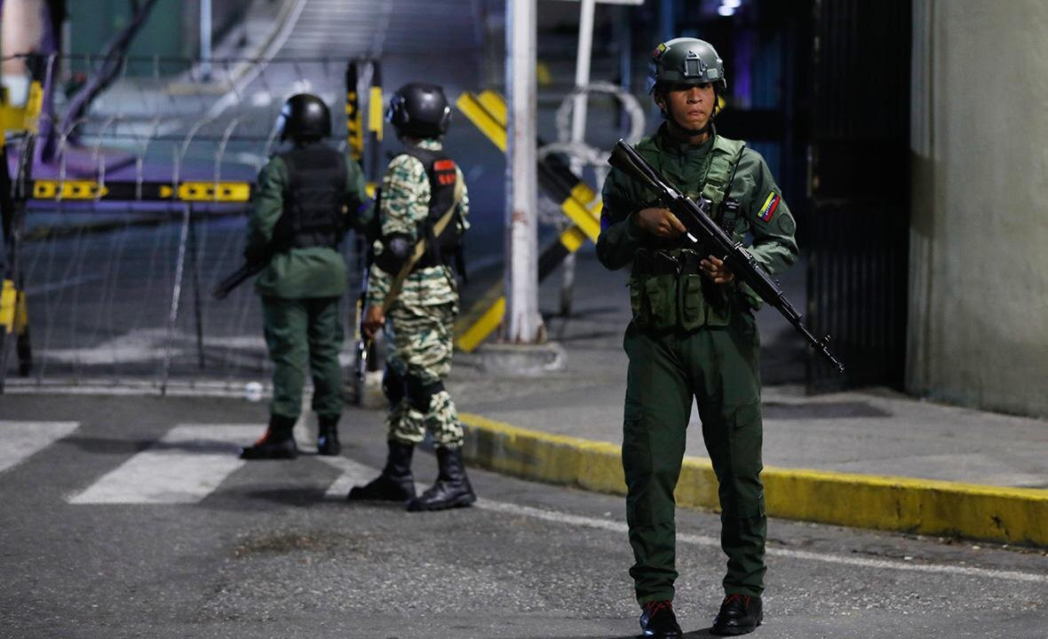 Karakasda ABŞ desantının yaxınlaşması ilə bağlı panika