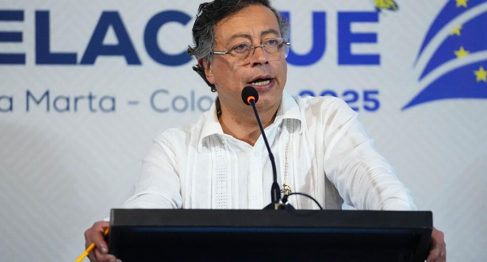 Kolumbiya prezidenti: ABŞ Venesuela parlamentinin binasına zərbə endirib