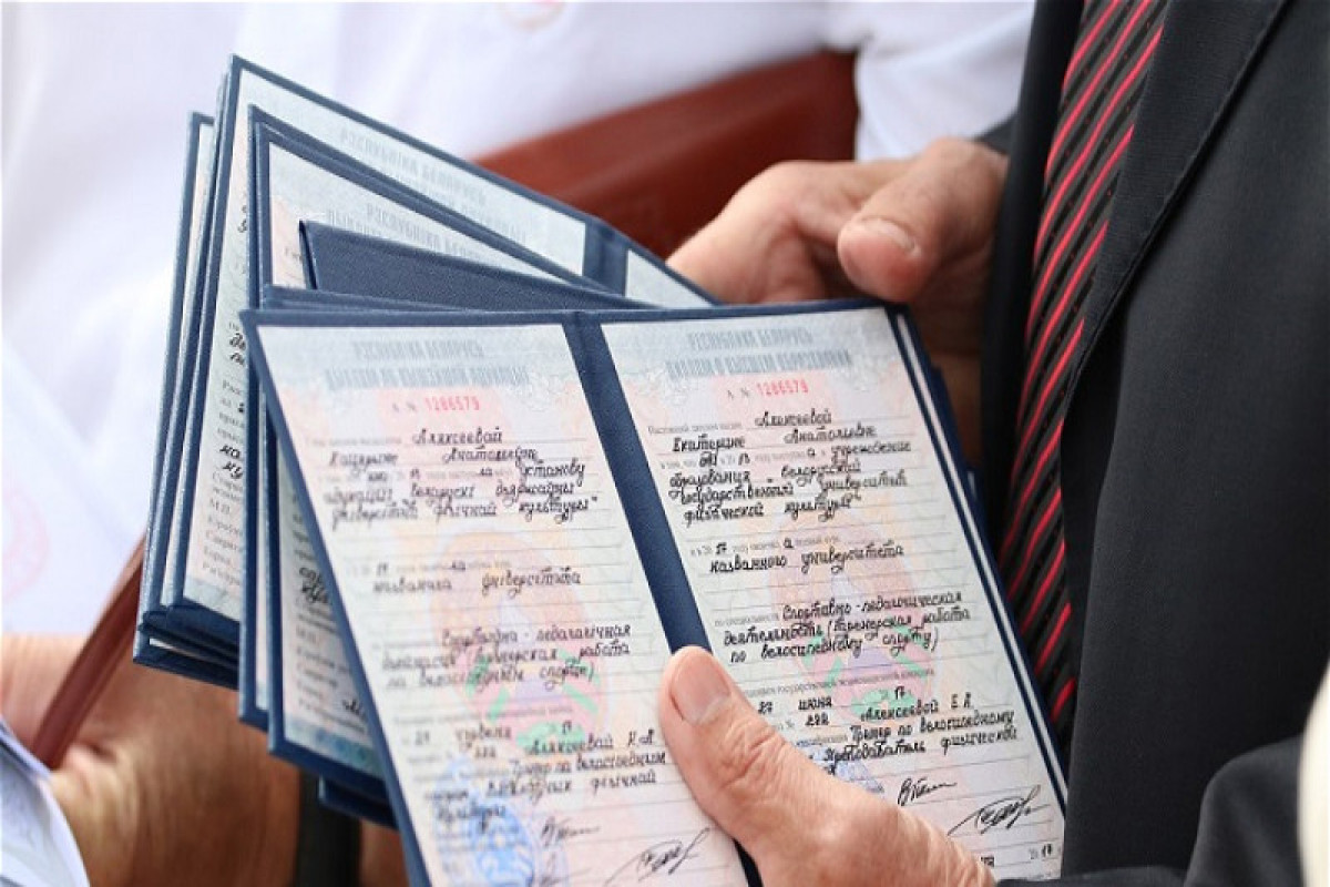 Ötən il Azərbaycanda neçə nəfərə "professor" elmi adı verilib?