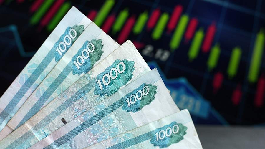 Tatarıstanda əsgərlərin əmək haqqı 2 milyon rublu ötüb