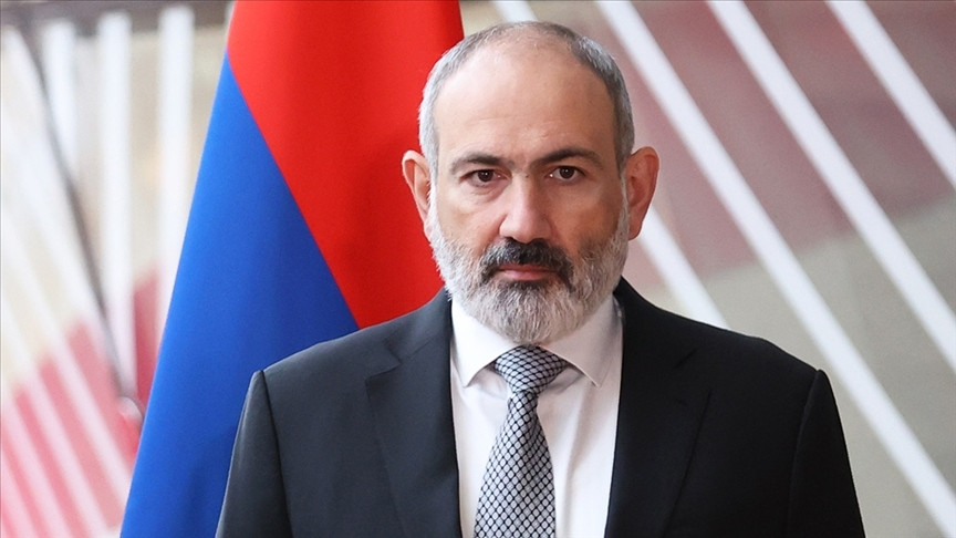 Paşinyan Erməni Apostol Kilsəsində islahatlara start verib