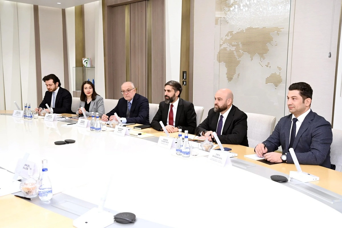 SOCAR "TotalEnergies" ilə "Abşeron" yatağının işlənməsini müzakirə edib