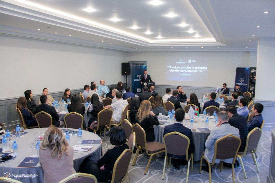İnformasiya texnologiyaları üzrə standartlar mövzusunda beynəlxalq seminar keçirilib