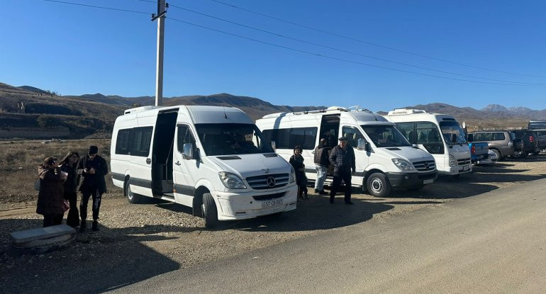 Ağdərənin 4 kəndinə ilk köç karvanı yola salınıb