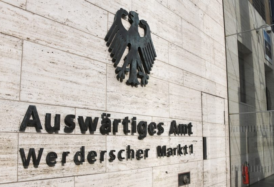 Almaniya XİN Azərbaycandan Ermənistana neft məhsullarının növbəti partiyasının göndərilməsini yüksək qiymətləndirib