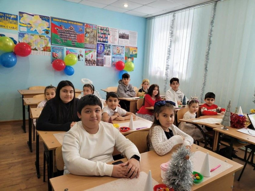 Cəbhəyanı Dneprdə Azərbaycan dilini yaşadan məktəb