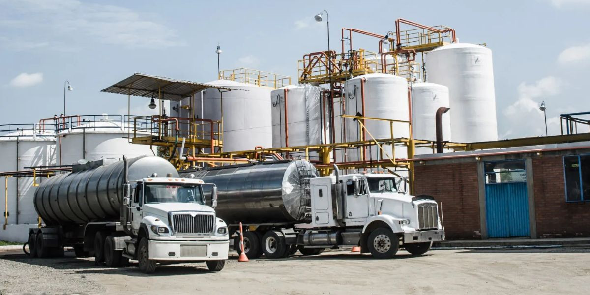 Gürcüstan neft məhsullarının tranzitinə ödəniş tətbiq edir