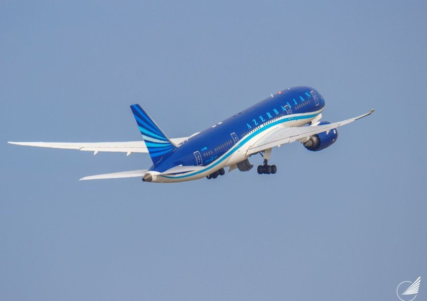 AZAL Bakı-Tehran-Bakı reysini ləğv edib