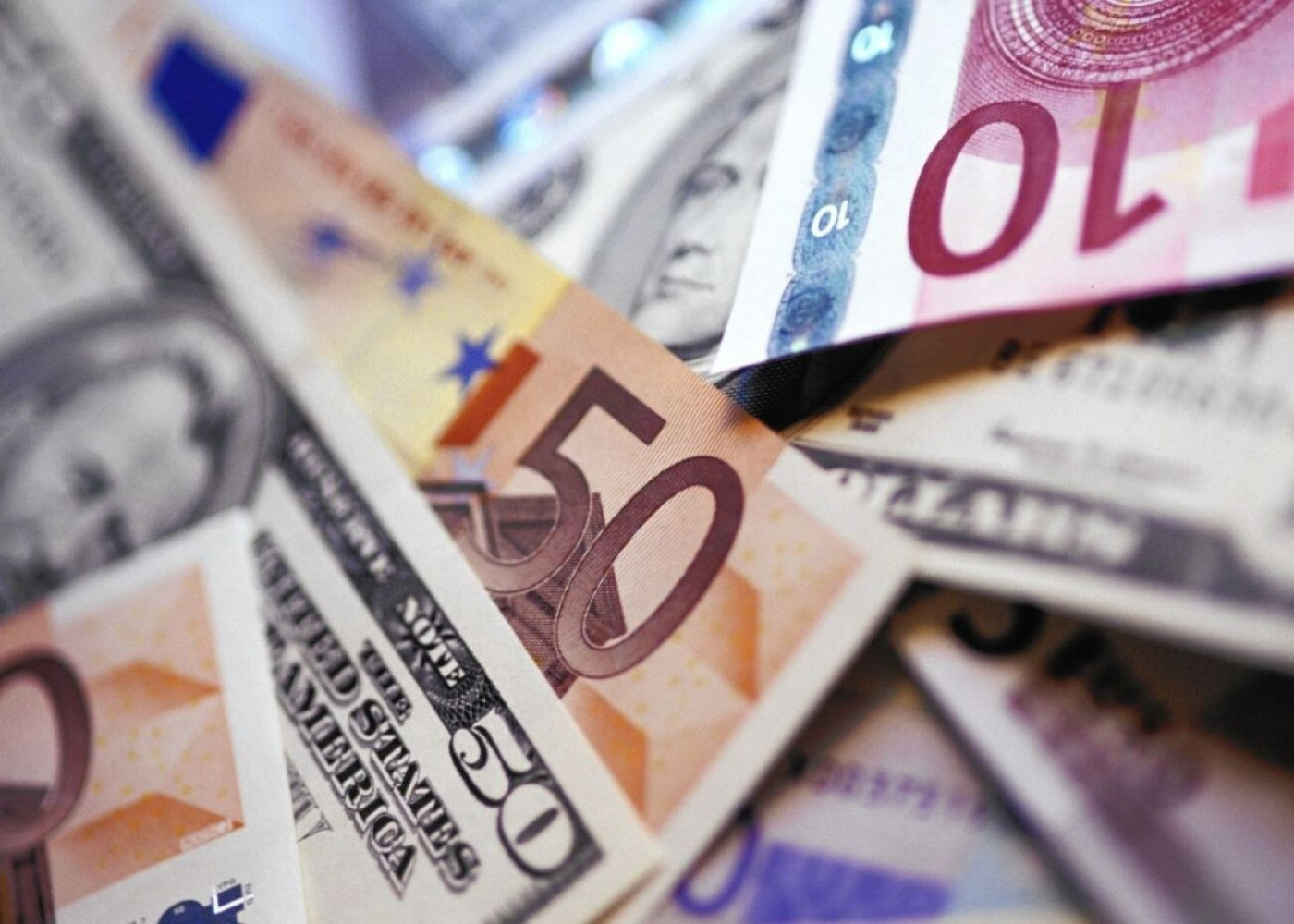 Avro və rubl bahalaşdı