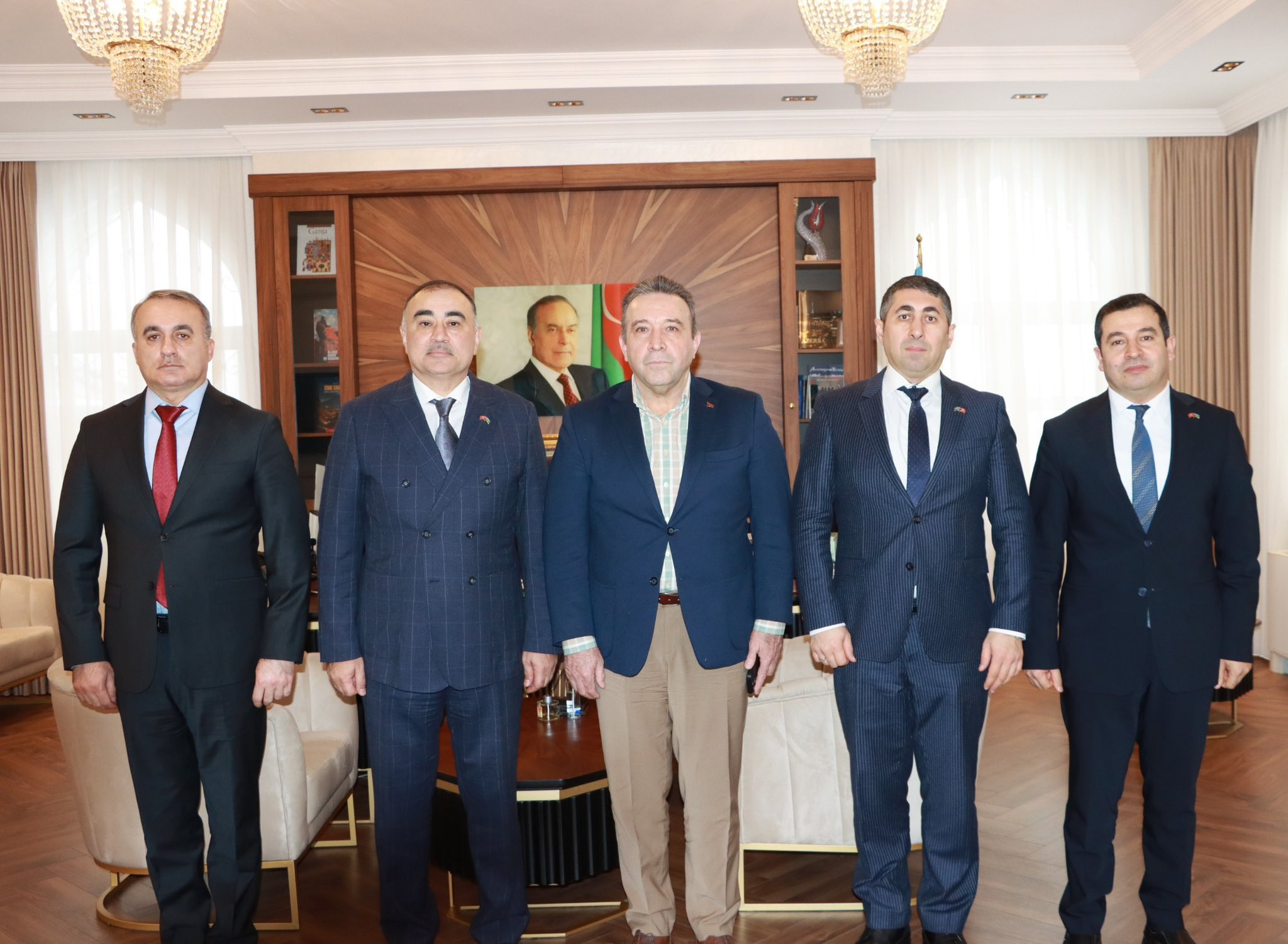 Azərbaycanın Türkiyədəki səfirliyində vacib görüş keçirilib