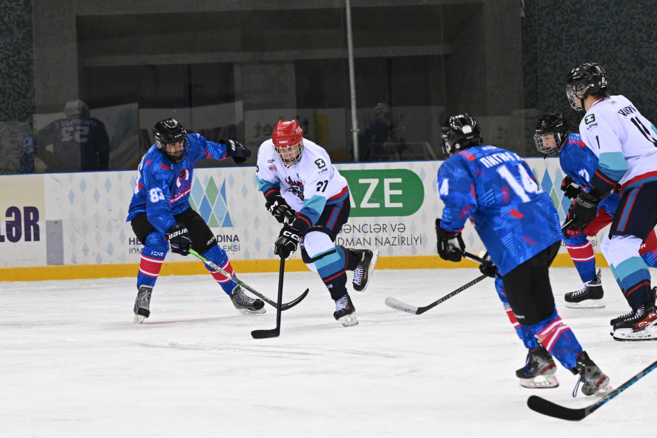 Rusiya şərhçisi Qazaxıstanlı uşaq xokkeyçilərinə təhqir etdi