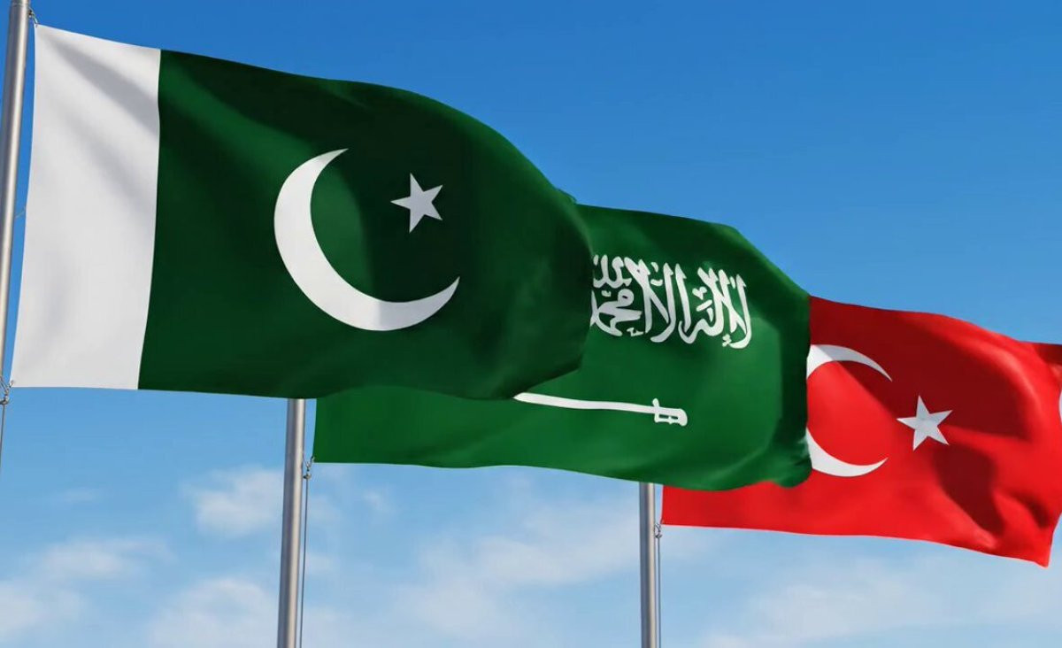 3 müsəlman ölkəsi hərbi alyans üçün tarixi addım atır