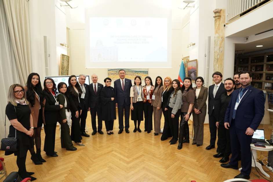 Türk ölkələrinin rəsmiləri bir araya gəldi