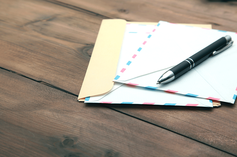 Azərbaycanlı fotoqraf Makrona məktub yazıb