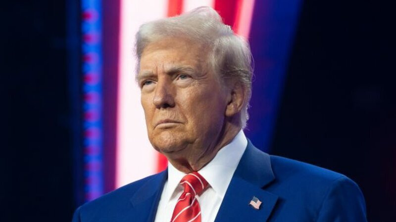 Tramp Qrenlandiyanı ələ keçirmək üçün ultimatum verdi