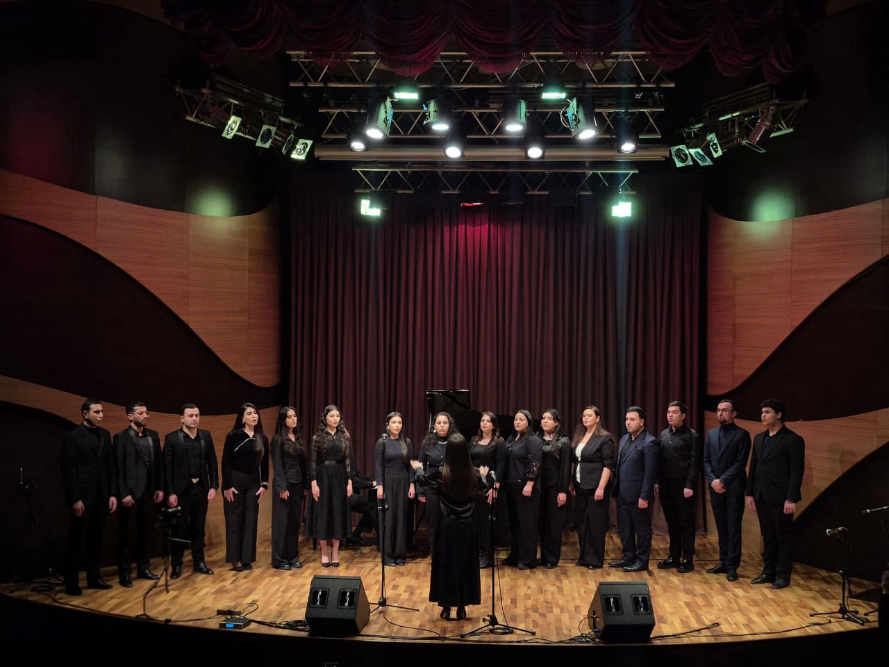 Beynəlxalq Muğam Mərkəzində “Əbədi and yeri” adlı tədbir keçirilib