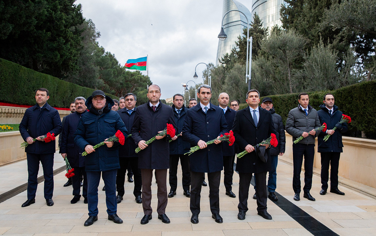 ADY rəhbərliyi Şəhidlər xiyabanını ziyarət etdi