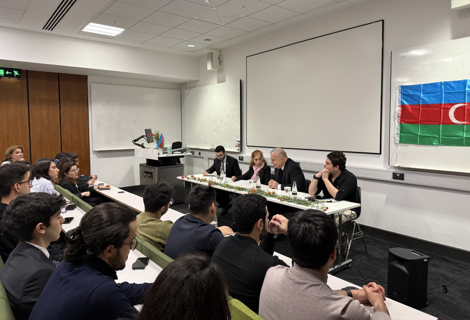 Londonda 20 Yanvar şəhidlərinin xatirəsi anılıb