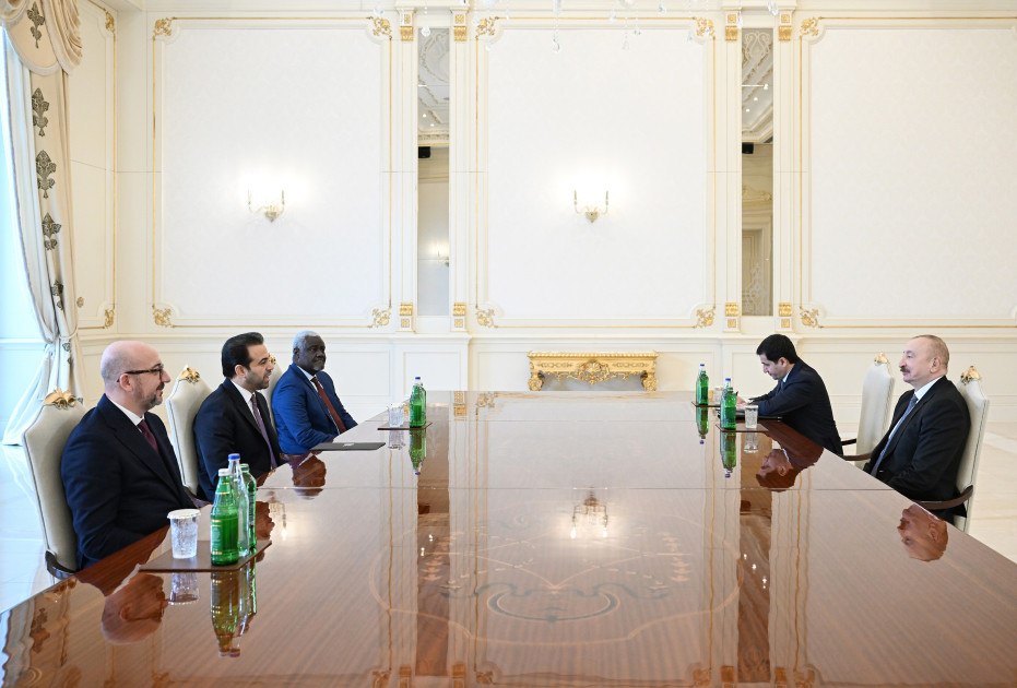 İlham Əliyev "Zayed İnsan Qardaşlığı Mükafatı" ilə bağlı nümayəndə heyətini qəbul edib