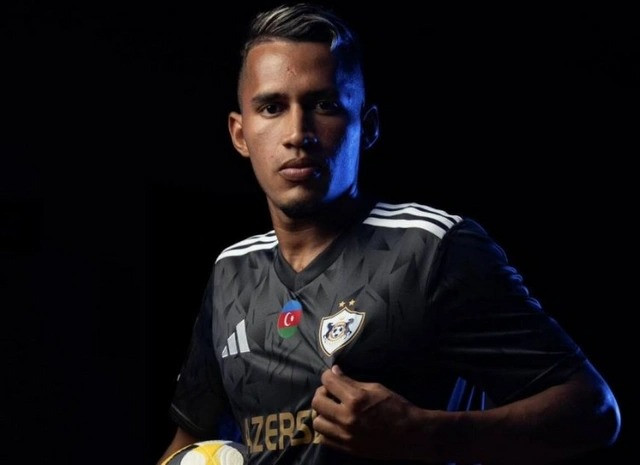 "Qarabağ"ın futbolçusu "Ayntraxt"la oyununun ən yaxşısı seçilib