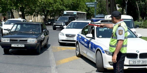 Bir gündə 122 motoxuliqan saxlanıldı