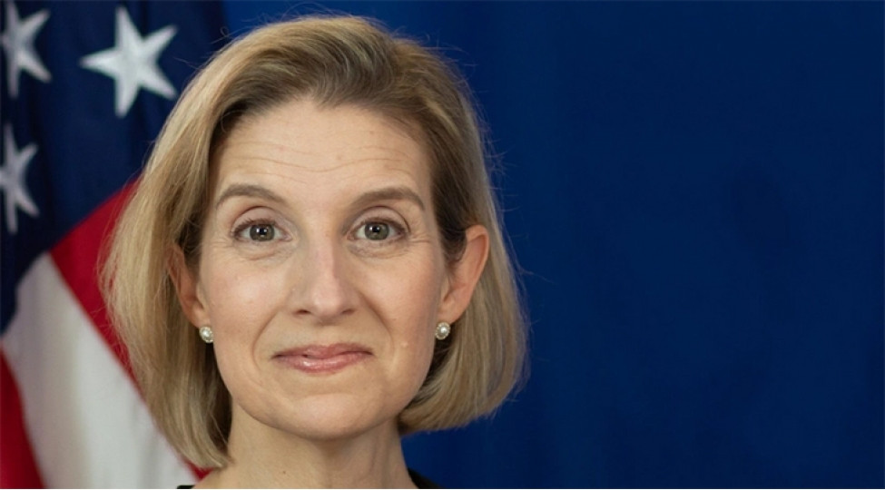 Emi Karlon: Azərbaycanla Ermənistanın sülh sazişinin paraflanmasının bir parçası olmaqdan qürur duyuruq