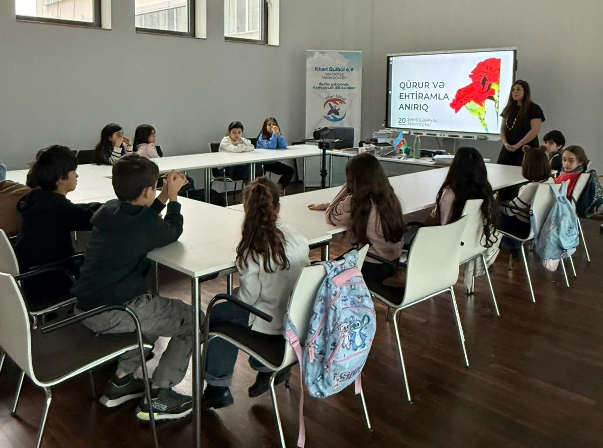 Berlində şagirdlərə 20 Yanvar faciəsindən danışılıb