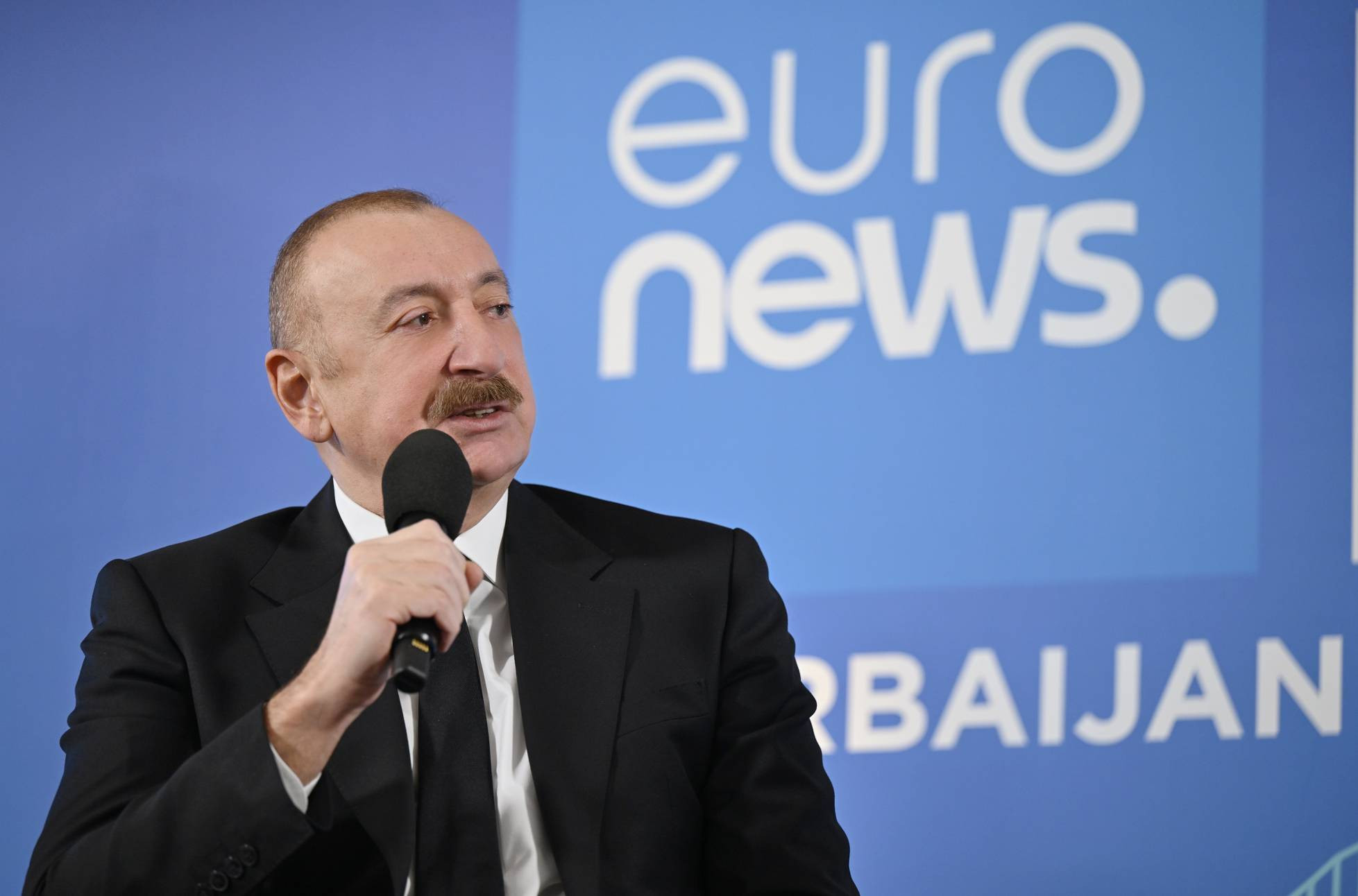 Selektiv yanaşmalar fonunda beynəlxalq hüququn gələcəyi