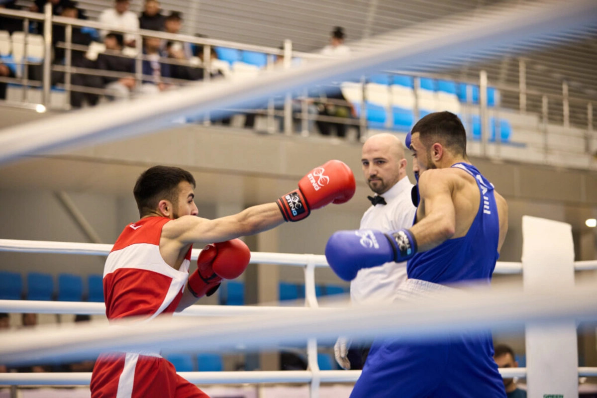 Azərbaycan çempionatında II günün döyüşləri keçirilib