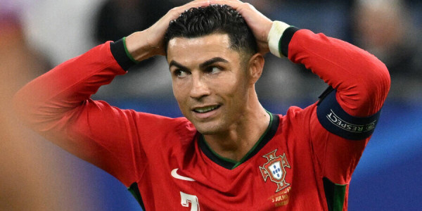 Ronaldonun penalti qolu Portuqaliyanı 1/8 finala daşıdı