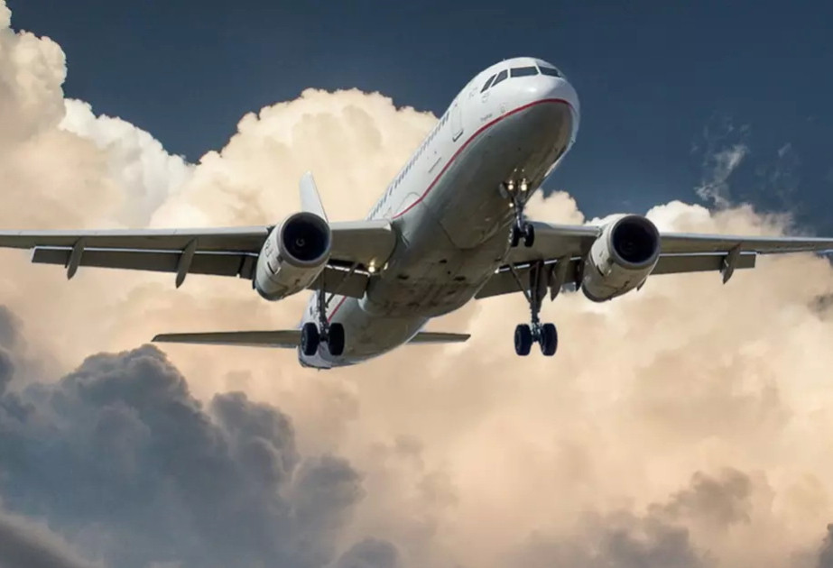 Qazaxıstan İran hava məkanında uçuşları dayandırıb