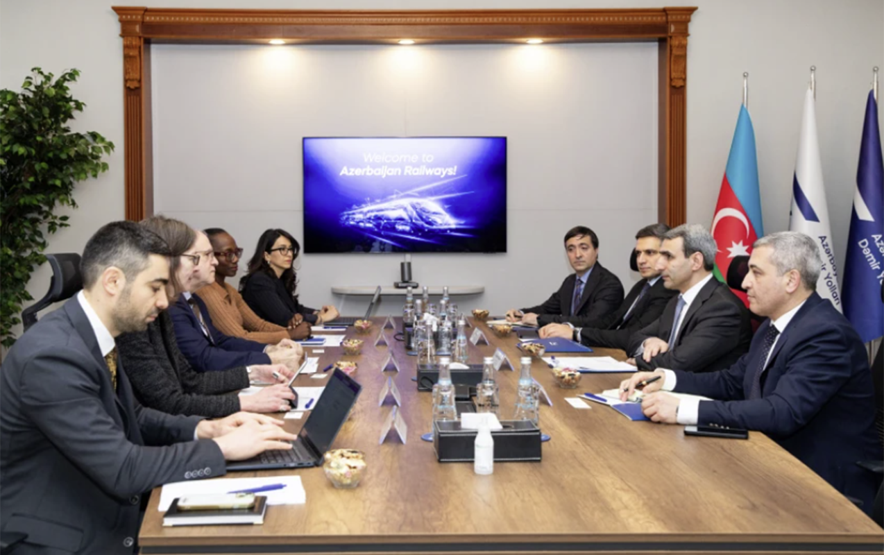 ADY sədri Dünya Bankı nümayəndə heyəti ilə strateji məsələləri müzakirə etdi